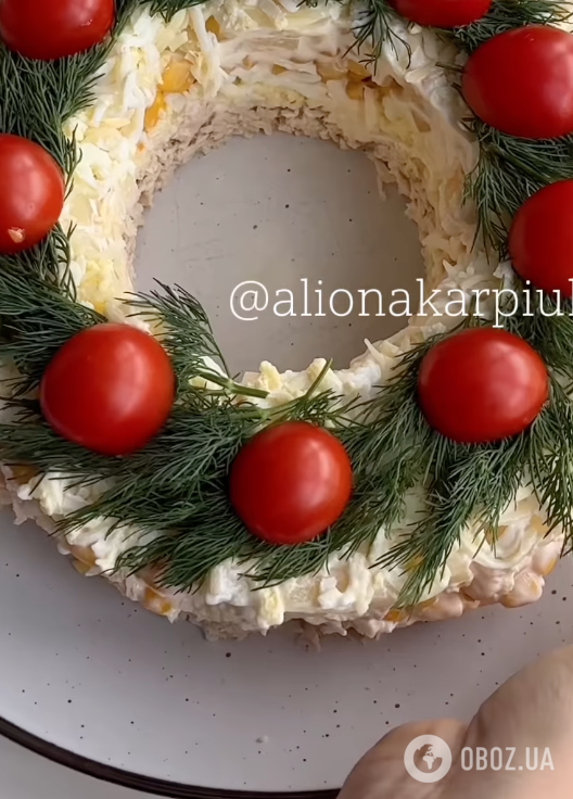 Салат "Гавайський" для новорічного столу: найлегший рецепт ситної та смачної страви