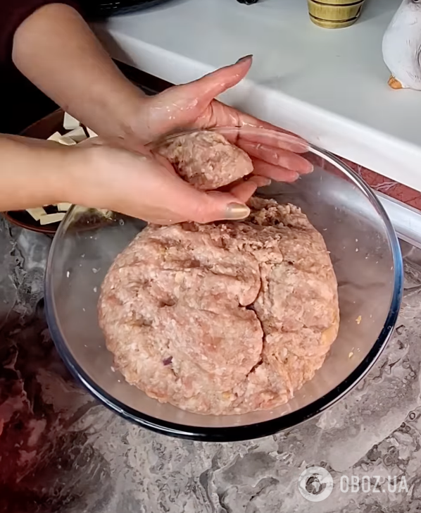 Що додати в котлети, щоб вони були соковитими: лише один інгредієнт