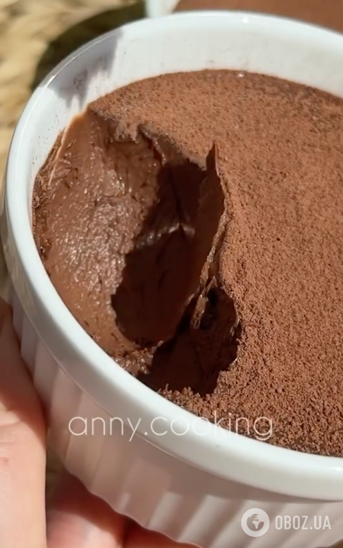 Шоколадный десерт без муки, сахара и выпечки: понадобится всего два банана