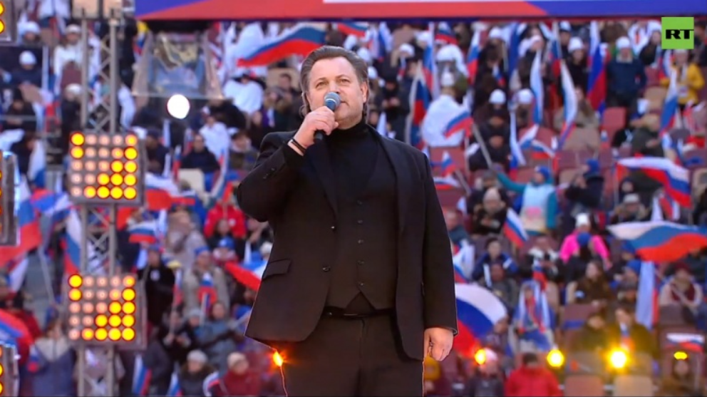 "Говорили: "Пой на русском!", а сами переобулись". Василий Лазарович – о скандале с нацотбором на Евровидение, письме Януковичу и эмиграции из Украины