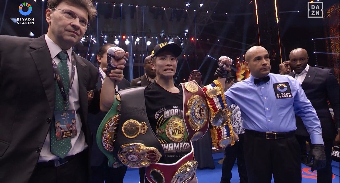 С Усиком в ринге. Состоялся бой за титул абсолютного чемпиона мира по боксу. Видео