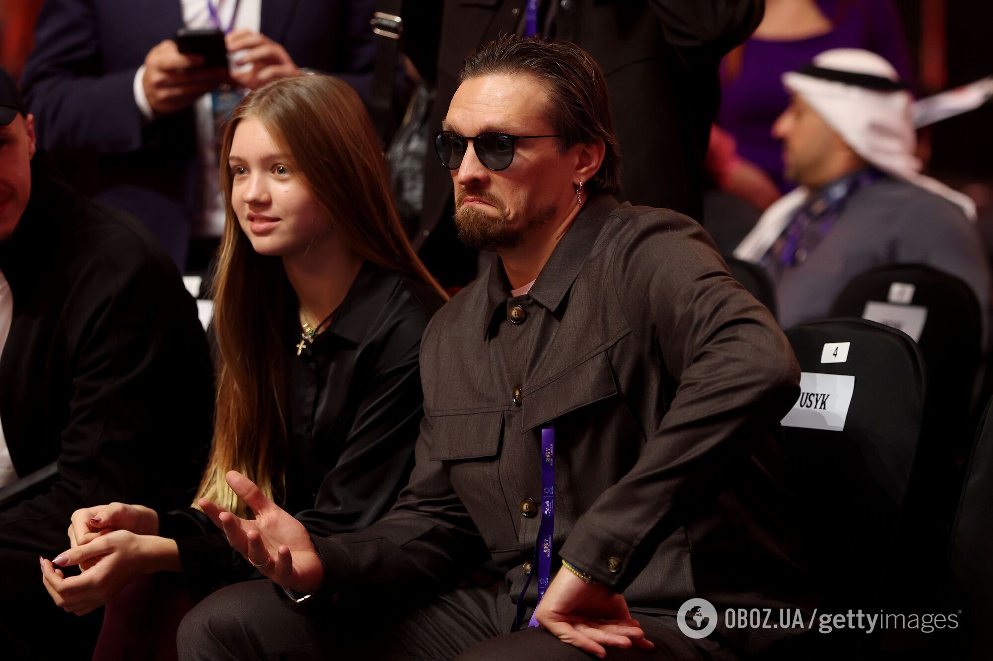 Усик приїхав на бій в Ер-Ріяд зі старшою донькою. Який зараз вигляд має доросла Ліза. Фото