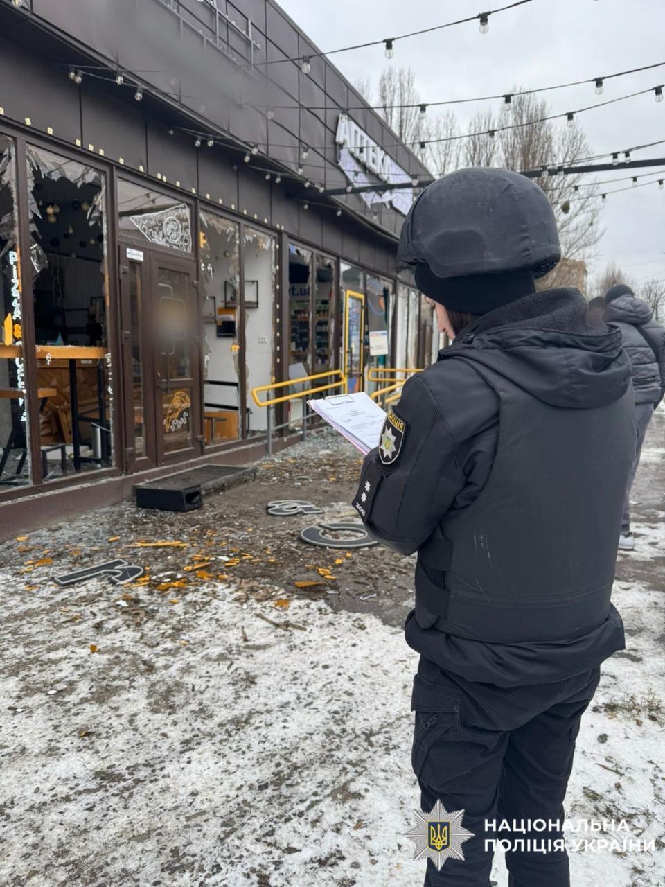 На Київщині Росія вбила жінку, 14 постраждалих: є пошкодження. Фото та відео