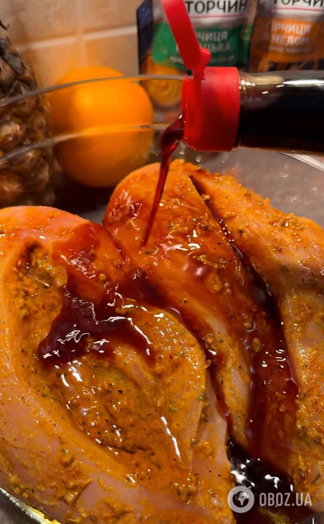 Сочное куриное филе в духовке: как приготовить, чтобы мясо не было сухим