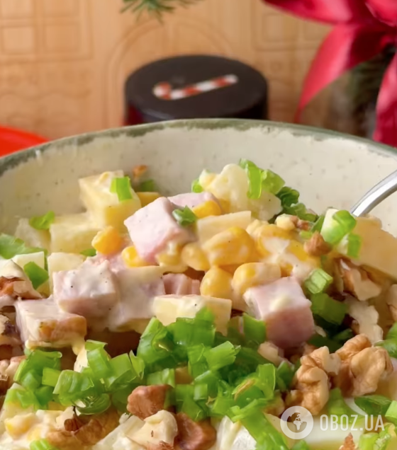 Сытный и вкусный салат с ананасами и филе для новогоднего стола: легкий рецепт блюда