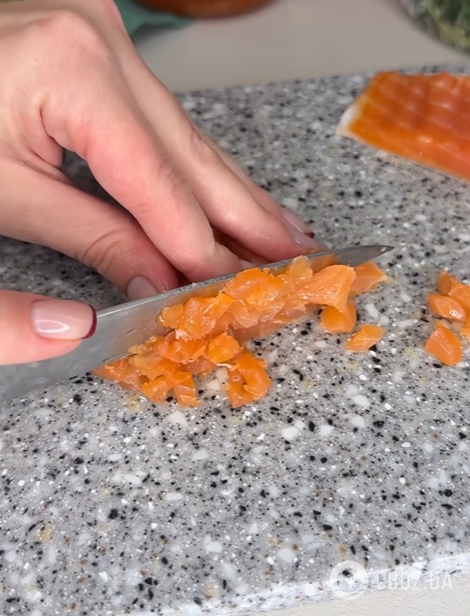 Праздничные тарталетки с красной рыбой и икрой на Новый год: вариант изысканной закуски на скорую руку