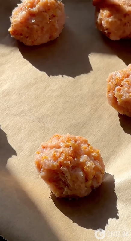 Мясные гнезда с ананасом и сыром: рецепт блюда, которое проще, чем мясо по-французски