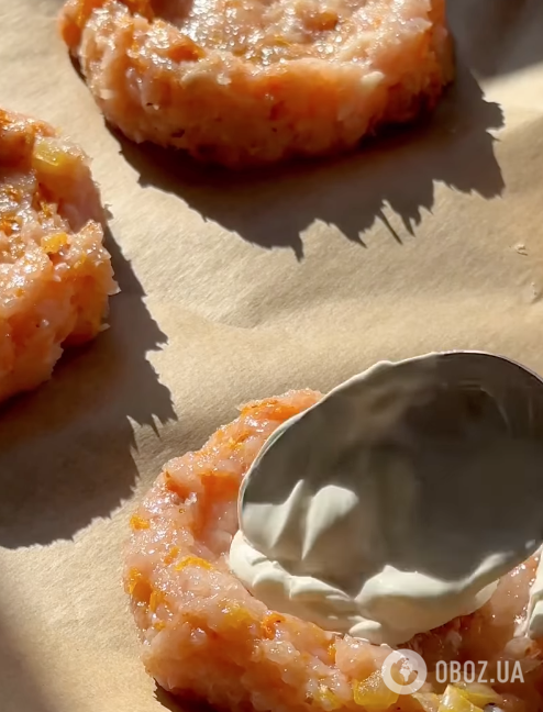 Мясные гнезда с ананасом и сыром: рецепт блюда, которое проще, чем мясо по-французски