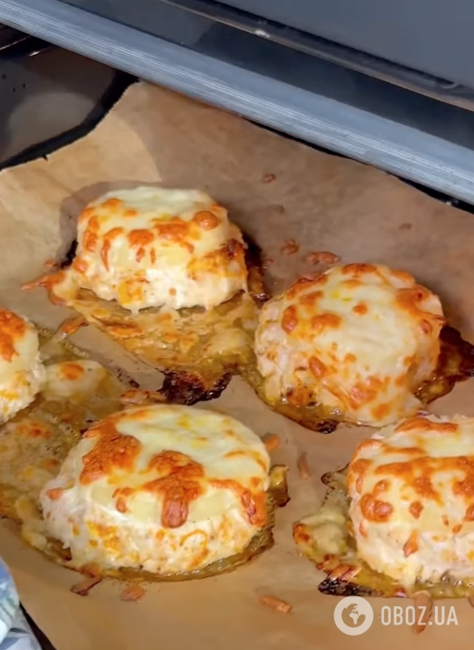 Мясные гнезда с ананасом и сыром: рецепт блюда, которое проще, чем мясо по-французски