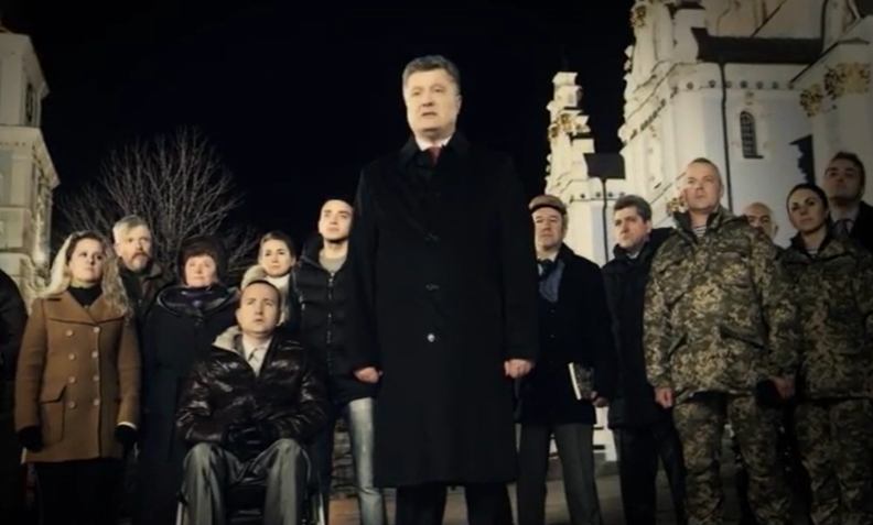 Советчина, скандалы и мемы: эволюция новогодних поздравлений украинских президентов