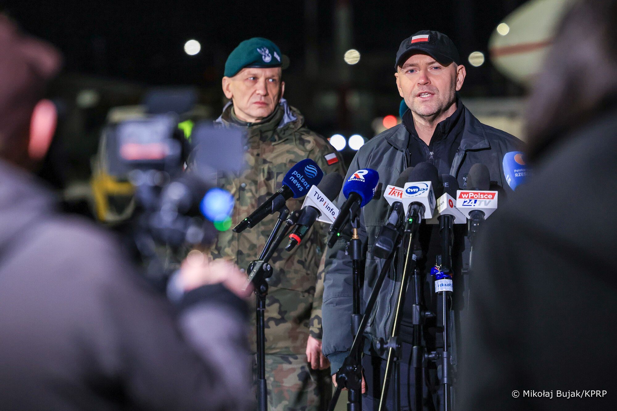 "Поступает 95% помощи": Навроцкий заявил, что оборона Украины до сих пор возможна благодаря Польше