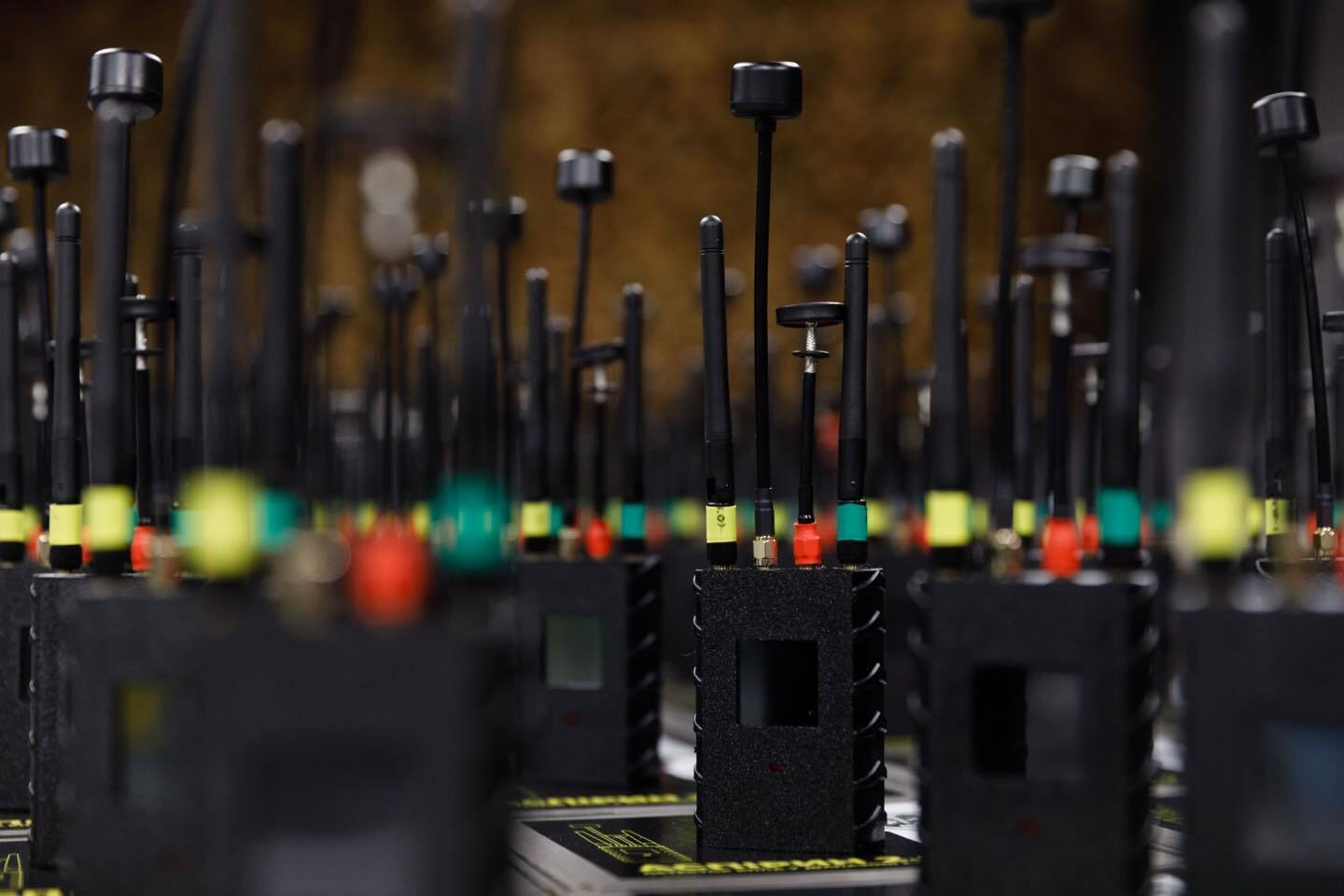 "Військові просили – ми зробили": Порошенко відправив на фронт нові вітчизняні дрони "Блискавка"