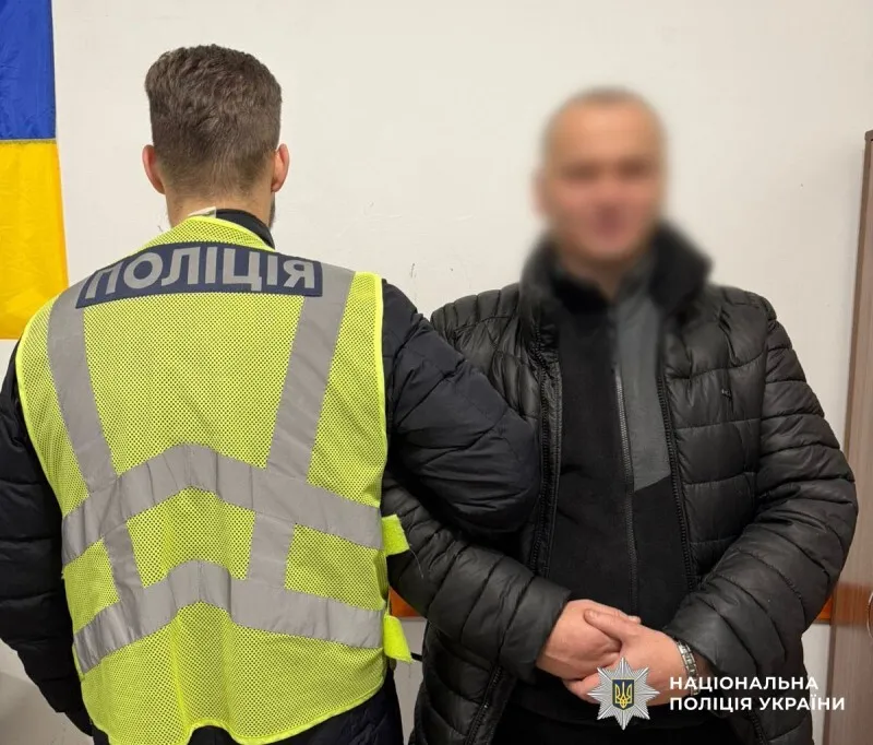 Обворовывал пассажиров поездов: полицейские Киева задержали серийного гастролера-рецидивиста. Фото