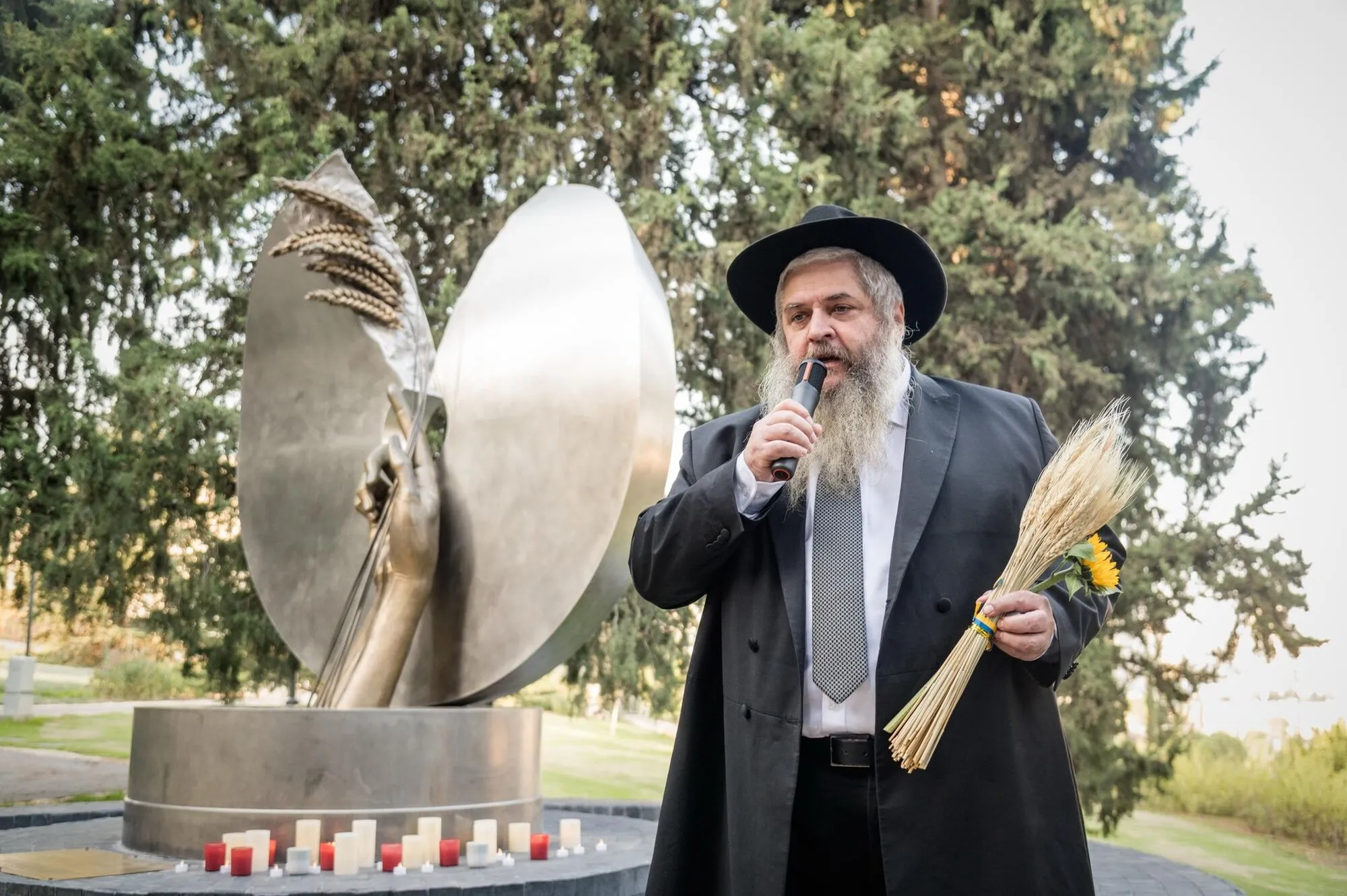 В Израиле появился первый памятник жертвам Голодомора в Украине. Фото