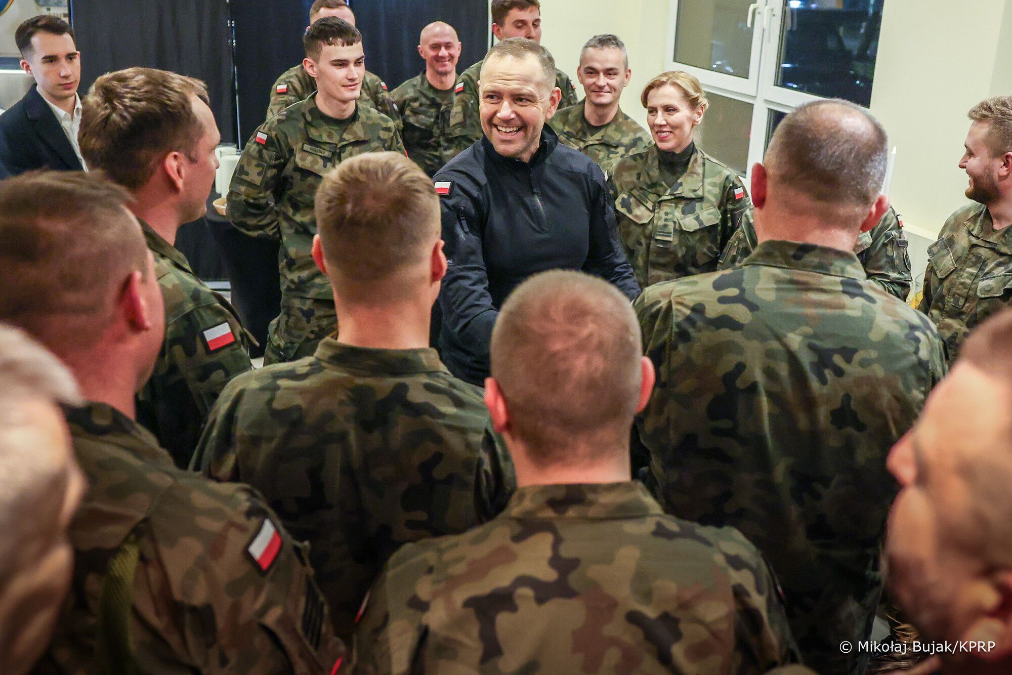 "Поступает 95% помощи": Навроцкий заявил, что оборона Украины до сих пор возможна благодаря Польше