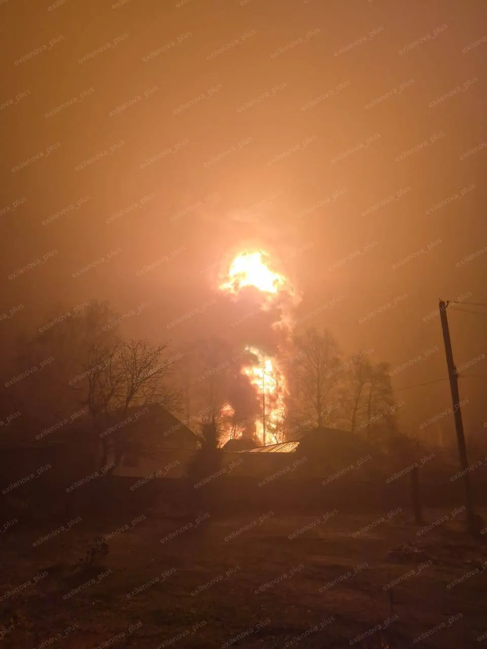 Дрони атакували нафтобазу в Тамбовській області: сталася пожежа. Відео