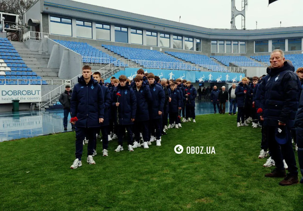 В Киеве попрощались с легендой "Динамо" Владимиром Мунтяном. Фото и видео