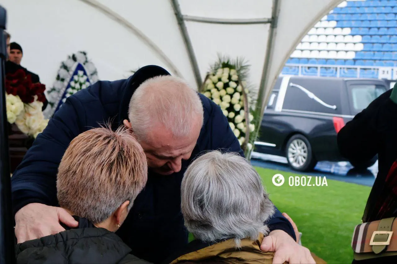 В Киеве попрощались с легендой "Динамо" Владимиром Мунтяном. Фото и видео