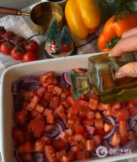 Як смачно запекти соковите м'ясо шматочками в духовці: зимовий рецепт замість шашлика