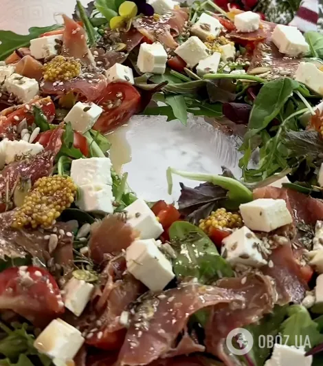 Салат "Різдвяний вінок" для святкового столу: найлегший рецепт страви