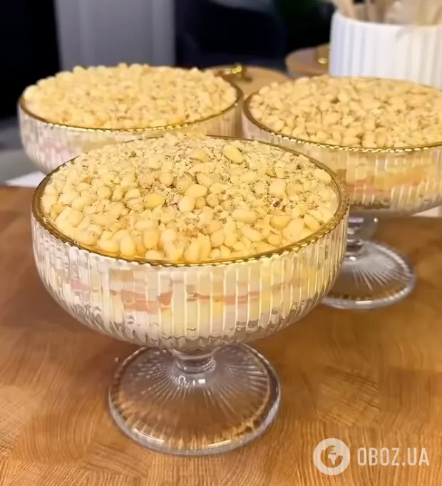 Салат "Наполеон" для новорічного столу: ділимося рецептом смачної страви