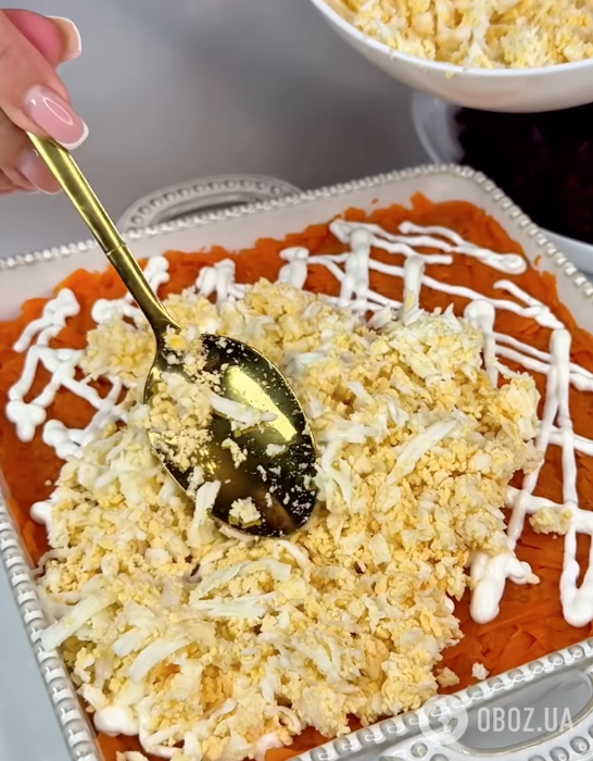 "Шуба" по-новому без оселедця для новорічного столу: розповідаємо, чим замінити головний інгредієнт