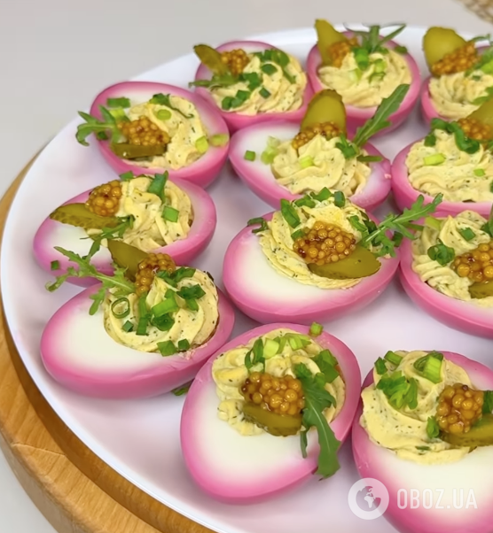 Фаршировані яйця зі смачною начинкою для новорічного столу: ділимося рецептом закуски