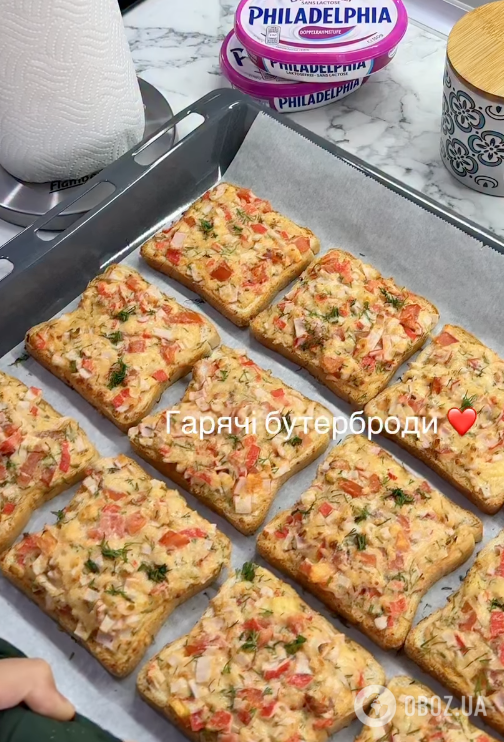 Ситні гарячі бутерброди зі смачною крабовою начинкою для перекусу: ділимося рецептом