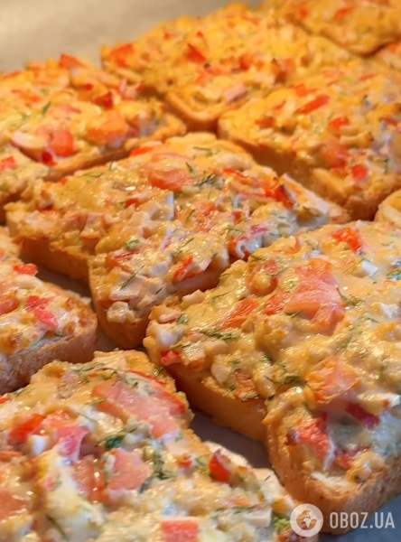 Гарячі бутерброди "Зимові" для ситного і швидкого перекусу: найлегший рецепт