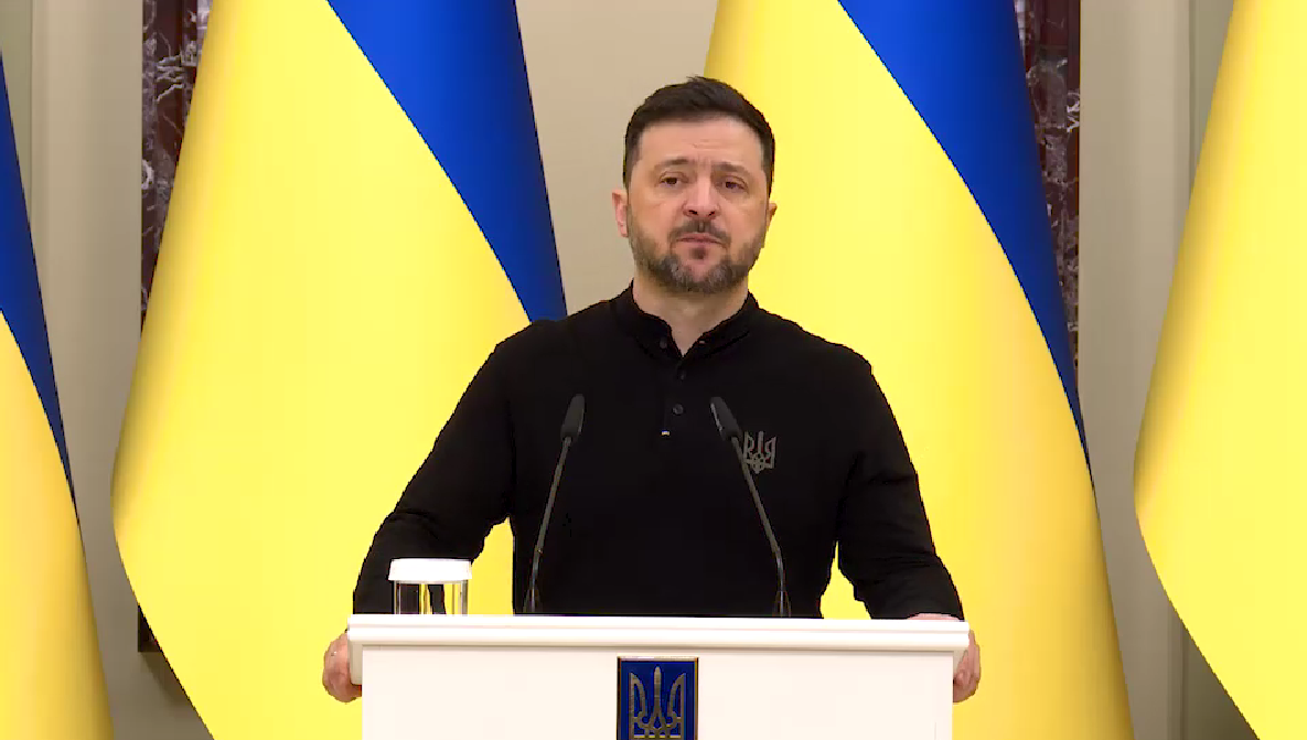 "Це найменше, що держава може зробити": Зеленський вручив сертифікати на отримання квартир воїнам Сил оборони та безпеки України. Відео