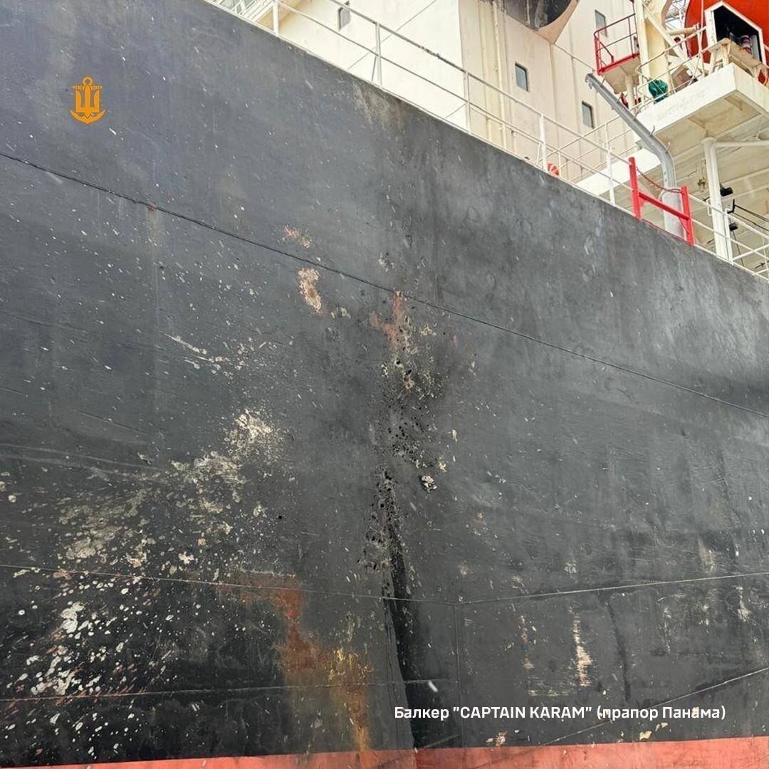 Окупанти вдруге за день вдарили по Чорноморському порту: спалахнули резервуари з олією. Фото