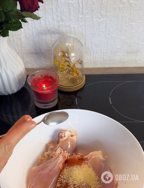 Як смачно приготувати рис з куркою на обід: рецепт в духовці