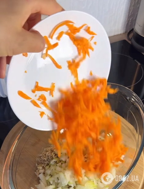 Як смачно приготувати рис з куркою на обід: рецепт в духовці