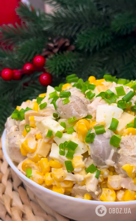 Смачний майонезний салат на Новий рік: поєднайте курку, гриби та сир