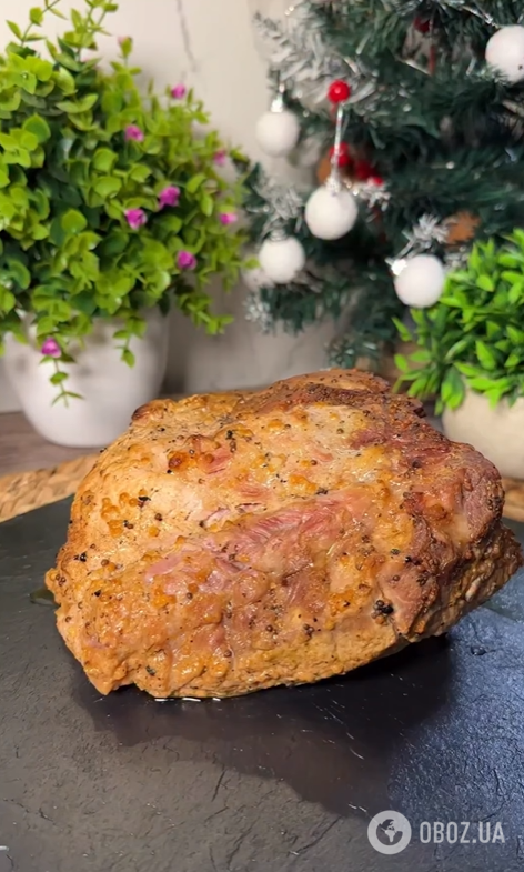 Як запекти соковиту свинину на свята: приготуйте два маринади