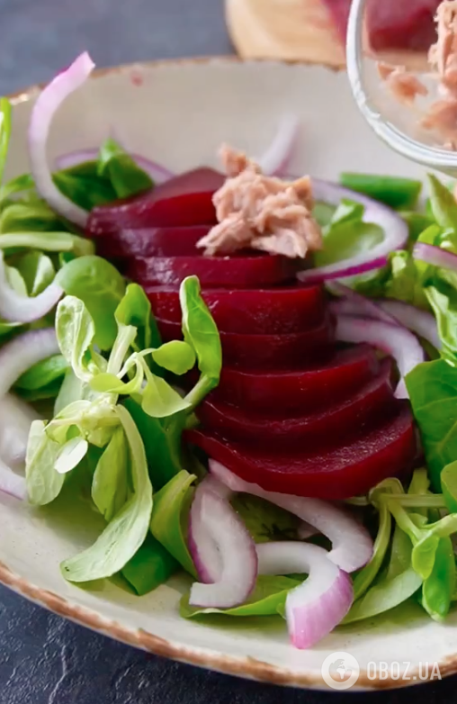 Салат із буряка на кожен день і для святкового столу: простий рецепт