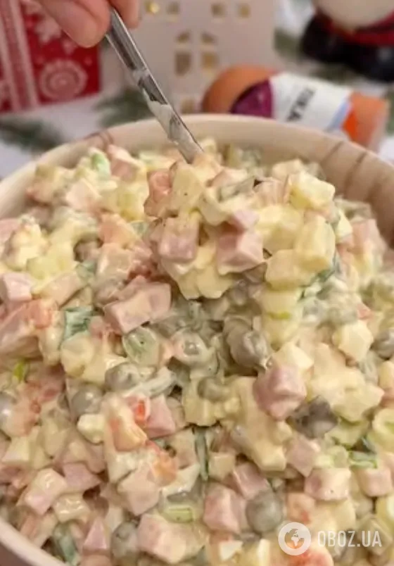 Оливье классический для новогоднего стола: делимся "первым" рецептом