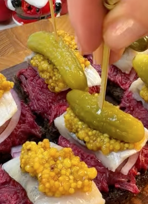 Бутерброди "Шуба" для новорічного столу: найпростіший рецепт