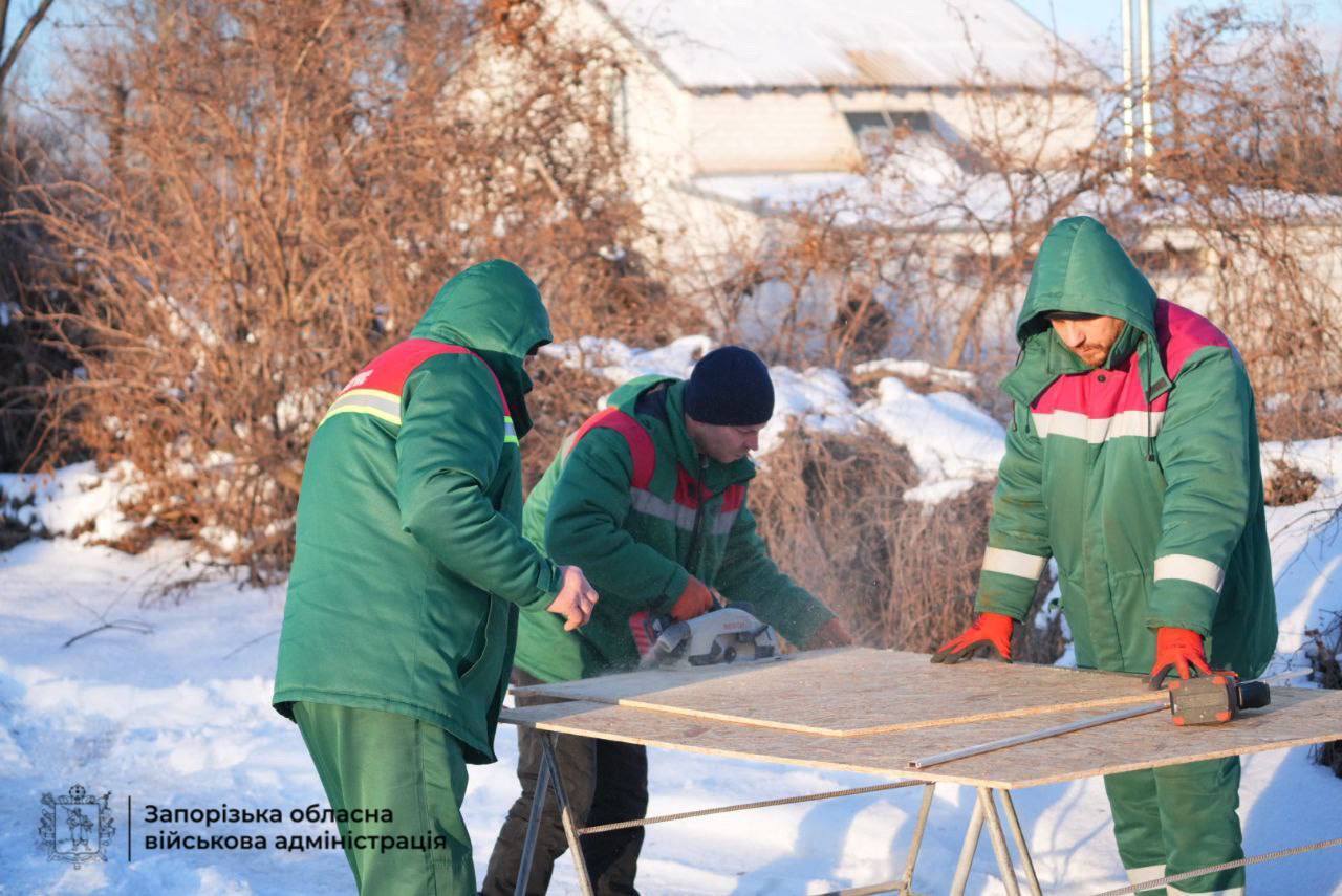 Під Новий рік ворог підступно вдарив по Запоріжжю: пошкоджено багато будинків. Фото