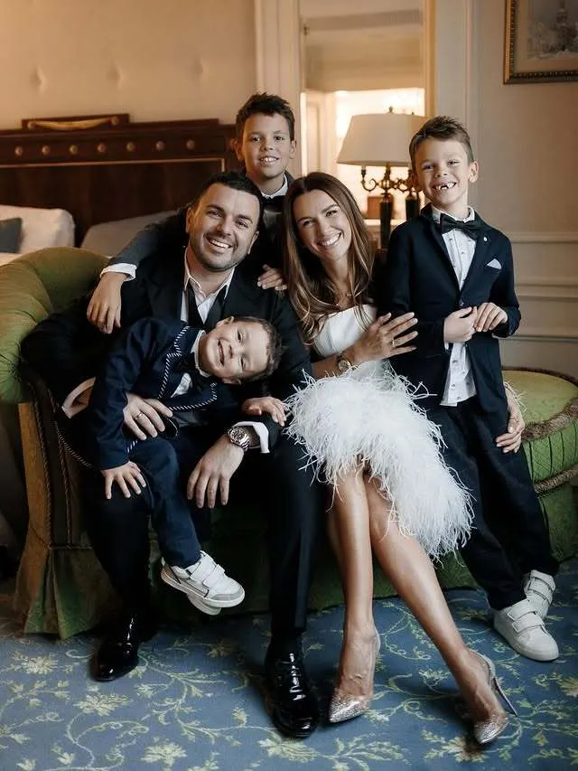 Багатодітна родина Решетніків нарешті переїхала у власний дім, який будувався під час війни