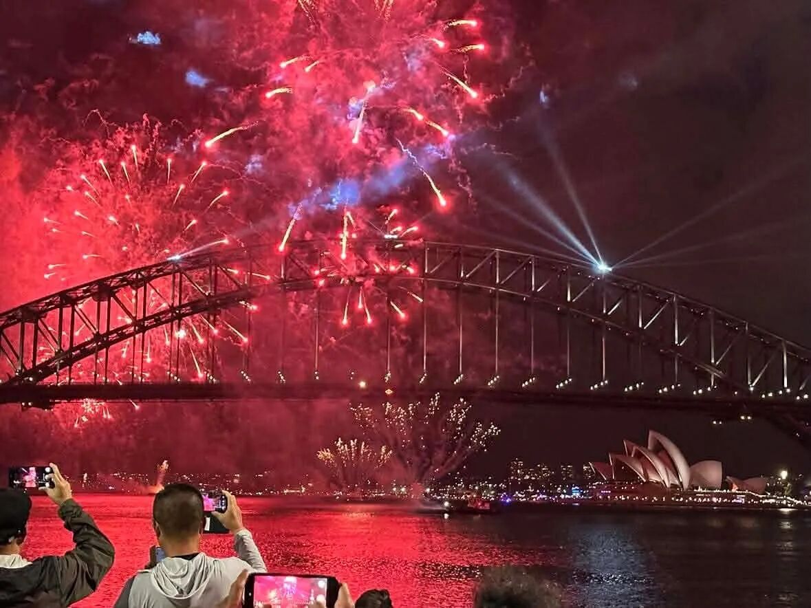 В Китае уже празднуют Новый 2026 год: какие страны встретят его следующими