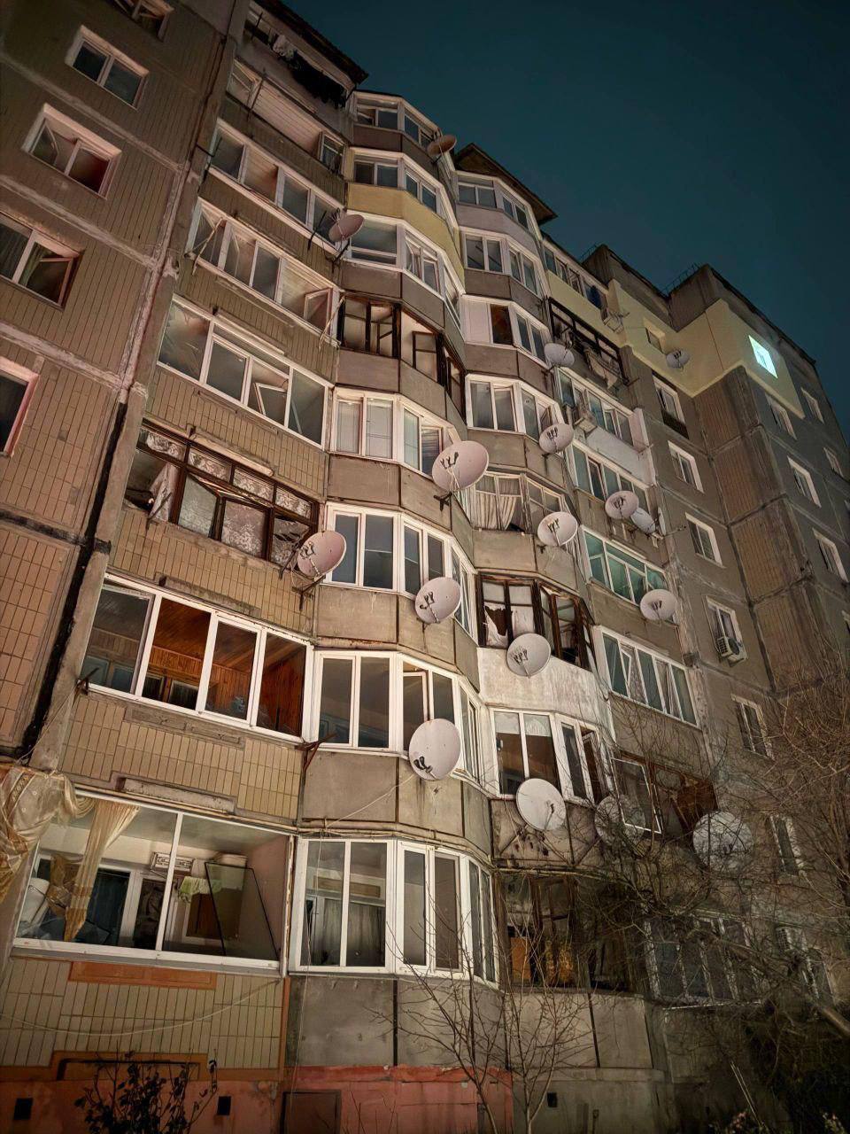 Є постраждалі, пошкоджено будинки: наслідки чергової російської атаки на Київщину. Фото quuiqhhidzzierhab