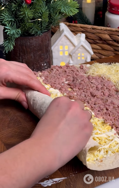 Смачний закусочний рулет з тунцем: знадобиться лаваш