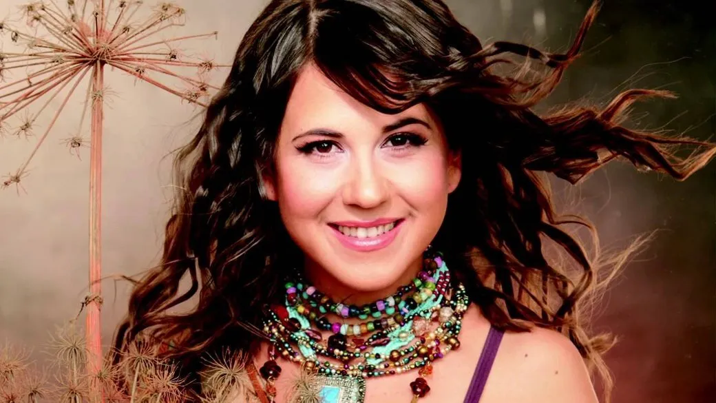 "Коли вона в кокошнику стрибала перед росіянами, загинув на фронті мій дядько". Анжеліка Рудницька – про темні історії українського шоу-бізнесу