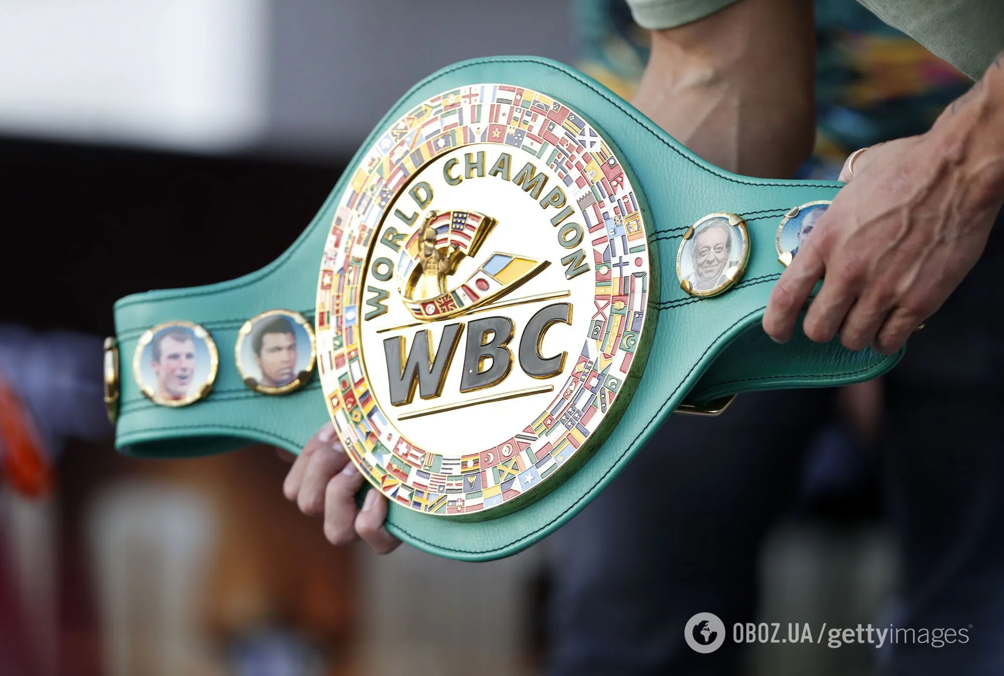 Официально. WBC принял новое решение по Усику и его чемпионскому бою