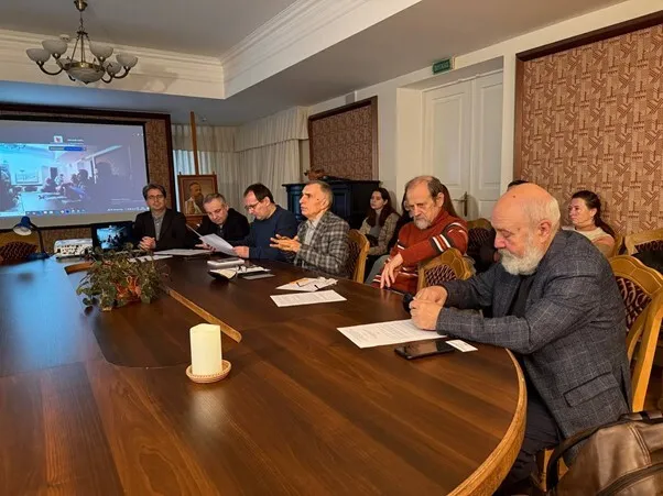 Нужно избавиться от имперских нарративов: историки Украины настаивают на необходимости передатирования Днепра