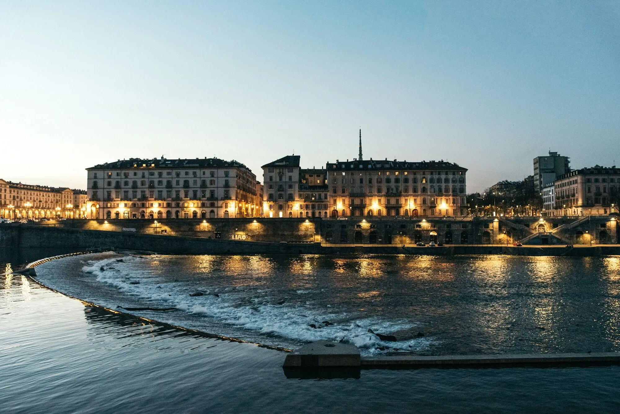 Місто розкішних палаців і історичних кафе: кому варто відвідати першу столицю Італії – Турин