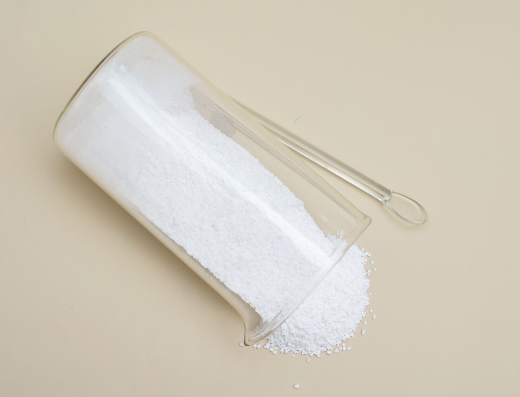 Чим можна ідеально відмити каструлю від нагару: покроковий спосіб