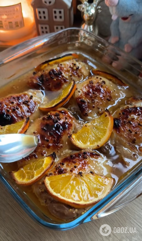 Как вкусно и изысканно приготовить куриные бедра на праздничный стол: добавьте один интересный ингредиент