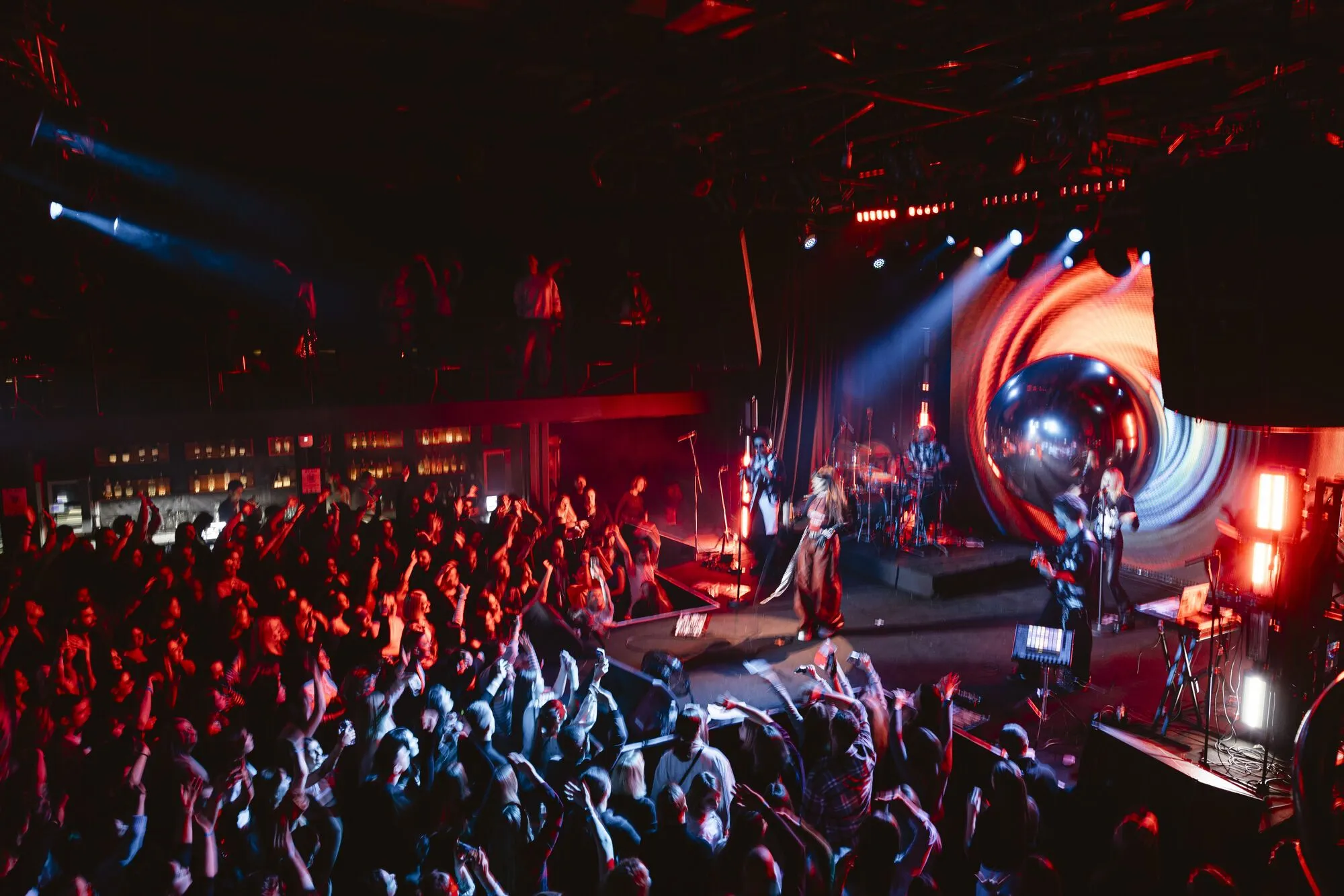 Самая денсовая украинская певица KLER отыграла сольный концерт в Киеве